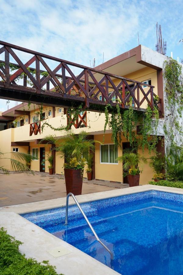 Framfor Inn Chetumal Exterior foto