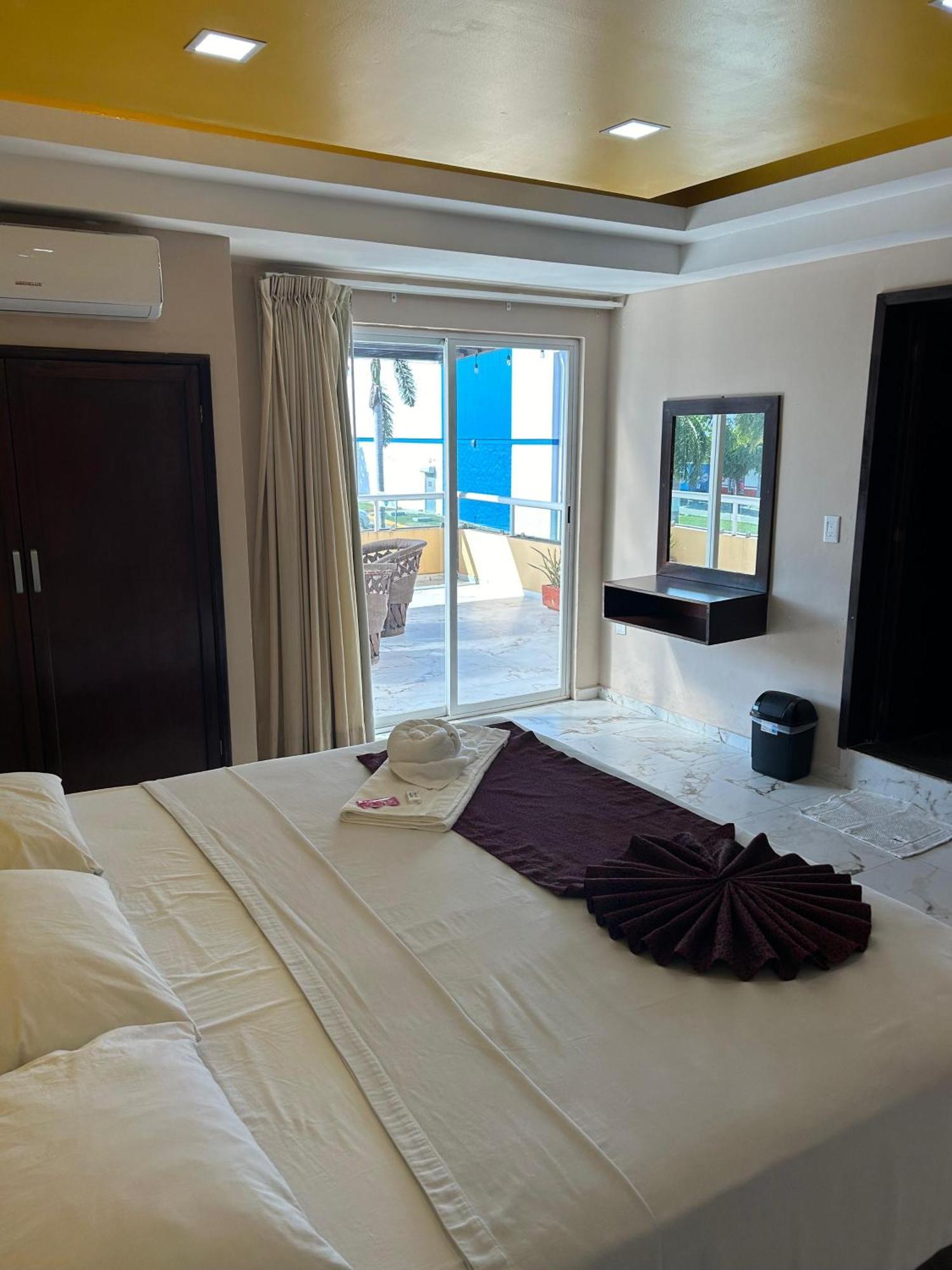 Framfor Inn Chetumal Exterior foto